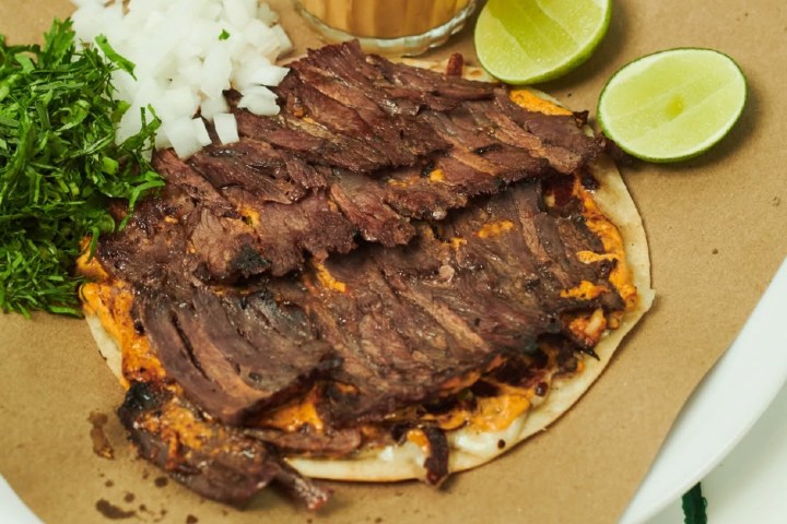 4. Cachetada en Tacos Atarantados. Foto - Tacos Atarantados (Facebook)
