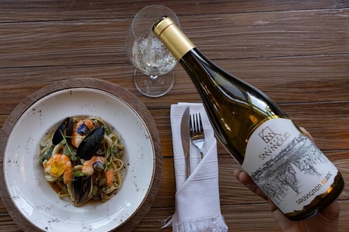 4. Degustación en Viñedo San Miguel. Foto - @trasiegorestaurante (Instagram)