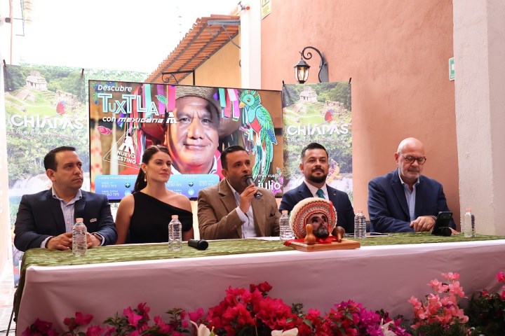 5. Conferencia anuncio nuevas conexiones con Chiapas. Foto - Archivo Sound Louder