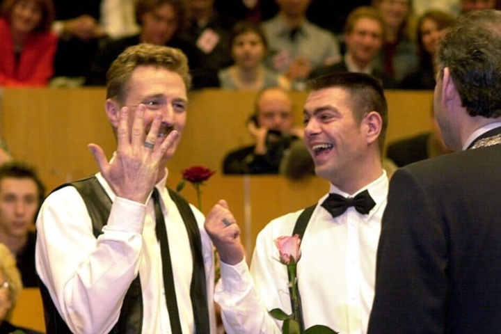 5. Primera boda homosexual en Holanda, Países Bajos. Foto - Historisch Nieuwsblad