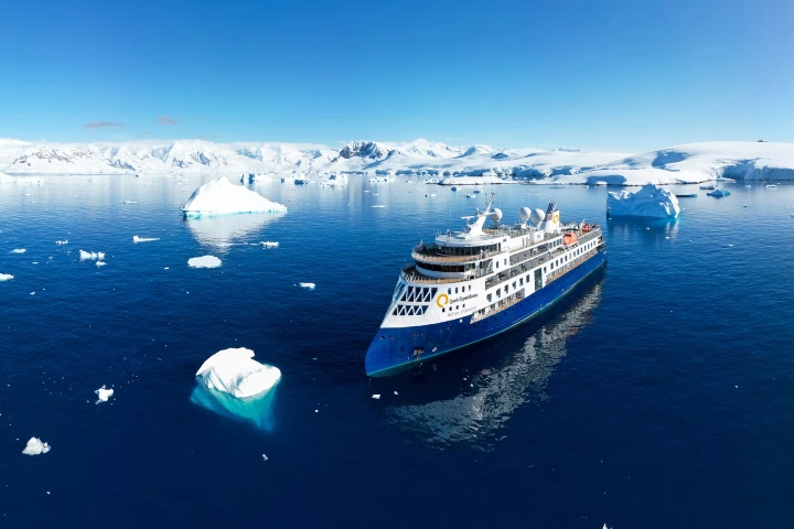 7. Ocean Explorer. Foto - Quark Expeditions