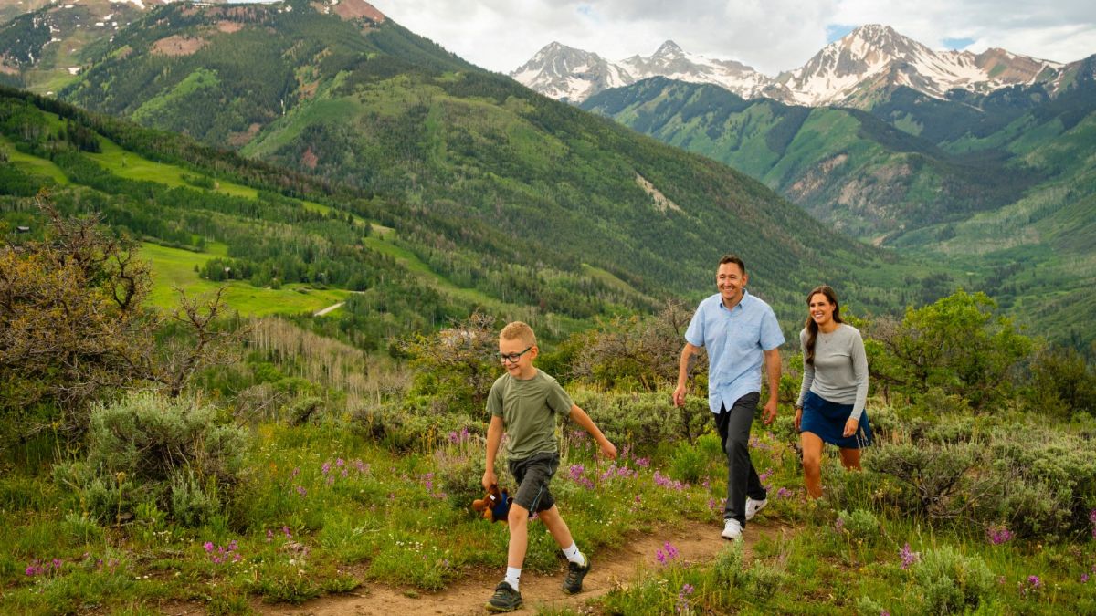 ASPEN Y SNOWMASS VACACIONES FAMILIARES VERANO 2026. Foto - @friasaspensnowmass (Instagram)