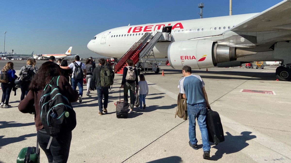VIVA E IBERIA LANZAN RUTA MONTERREY - MADRID. Foto - Ramonlora (Blogger)
