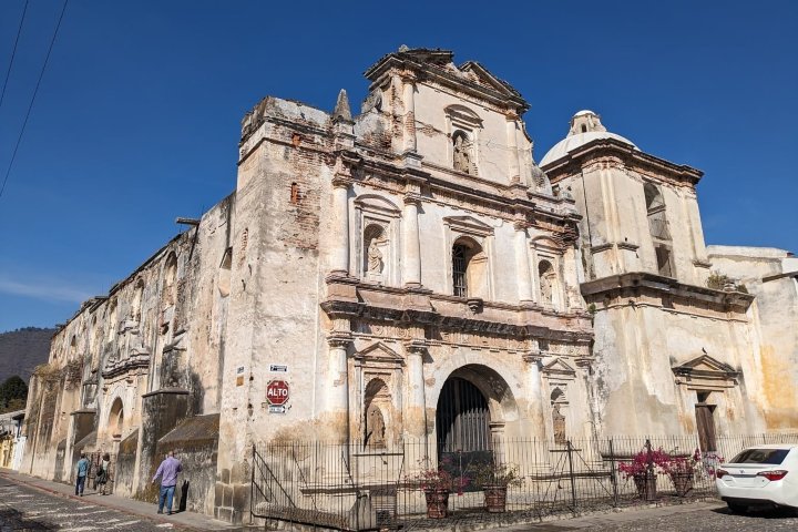 1. Museo de San Agustín en La Antigua Guatemala. Foto - Maysam Yabandeh (Pixnio)