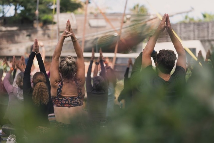 1. Yoga en Todos Santos Wellness Fest. Foto - @jacinta.lanz (Instagram)