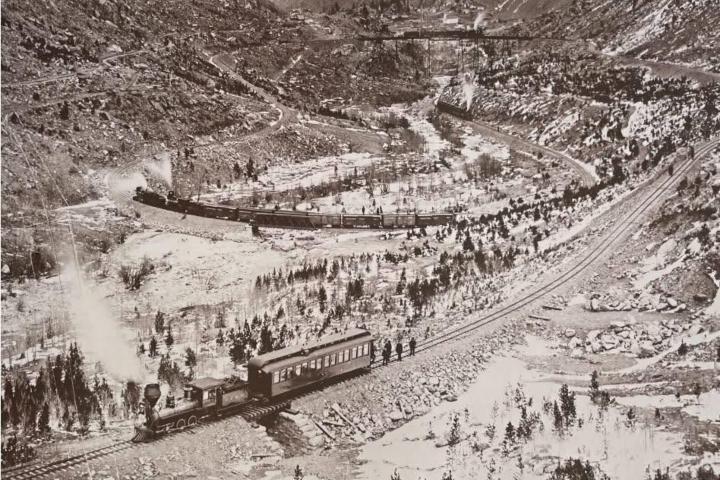 2. Antigua fotografía del circuito Georgetown Loop Railroad. Foto - Colorado Rust and Revival (Facebook)