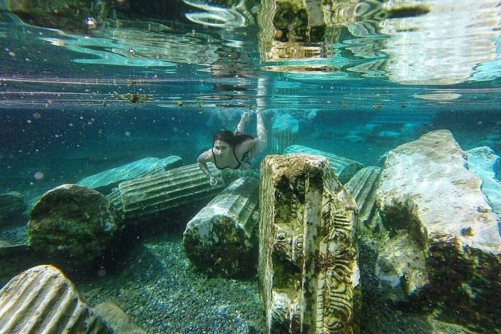 4. Fondo de la Piscina de Cleopatra. Foto - @holiday.in.turkey (Instagram)