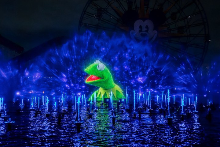4. Muppets en el inicio de World of Color Happiness! Foto - Doctor Disney (Facebook)