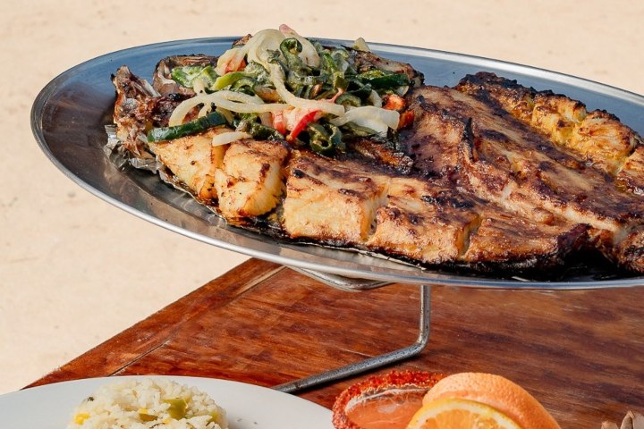 4. Pescado zarandeado. Foto - @elmuchachoalegremx (Instagram)