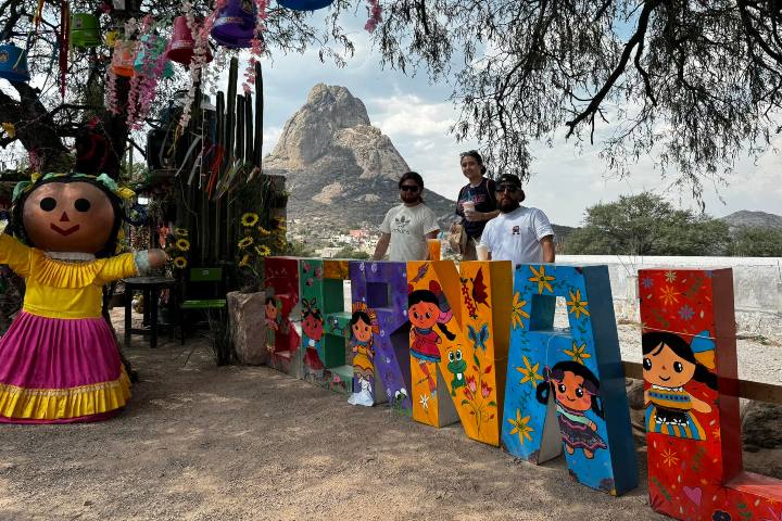 4. Viajeros en Mirador La Lelé. Foto - Mirador “la lele” (Facebook)