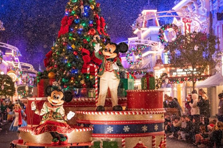 5. Desfile navideño en Walt Disney World Resort. Foto - Disney Parks Blog