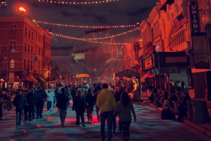 5. Halloween Horror Nights. Foto - @rlawgg (Instagram)