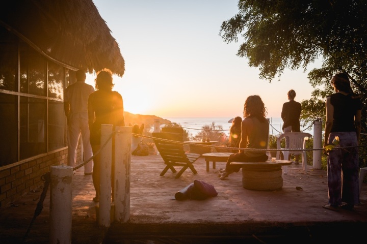 5. Meditación durante el atardecer en Mazunte. Foto - @hridaya.yoga (Instagram)