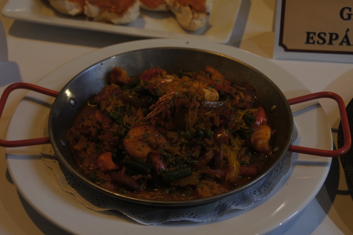 7. Paella del Festival de España 2026 en la Hacienda de los Morales. Foto - Gus Espinosa