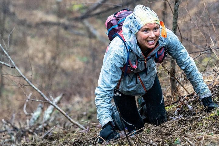 8. Corredora durante The Barkley Marathons. Foto - @tennessee225 (Instagram)