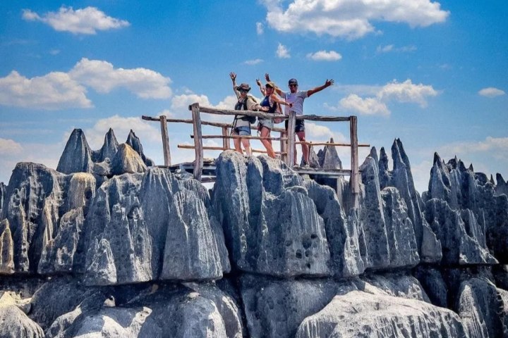 8. Viajeros en Tsingy de Bemaraha. Foto - @igersmadagascar (Instagram)