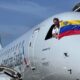 La aerolínea estadounidense inauguró una nueva ruta diaria que conecta Miami con Maracaibo, su segundo destino en Venezuela, y prevé reanudar vuelos a Caracas cuando el aeropuerto retome operaciones.