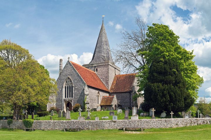 EXTRA. Iglesia de San Andrés en Alfriston. Foto - Wikimedia Commons