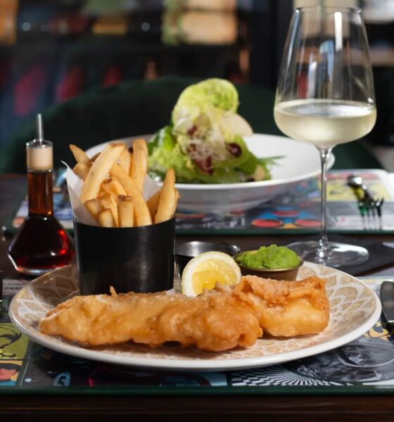 NUEVOS SABORES LLEGAN A DOWNTOWN DISNEY DISTRICT. Foto - Gordon Ramsay at the Carnaby