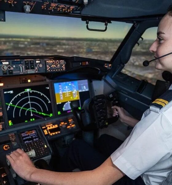 La aerolínea firmó un acuerdo con HAVELSAN para adquirir 12 simuladores de vuelo con tecnología desarrollada en Turquía, como parte de su estrategia para operar una flota de más de 800 aeronaves hacia 2033.