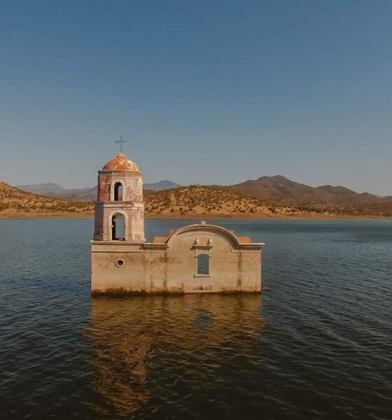 3 IGLESIAS SEMIHUNDIDAS EN MICHOACÁN. Foto - Drones Michoacanos