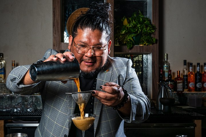 3. Bartender en MITA. Foto - @mita_dc (Instagram)