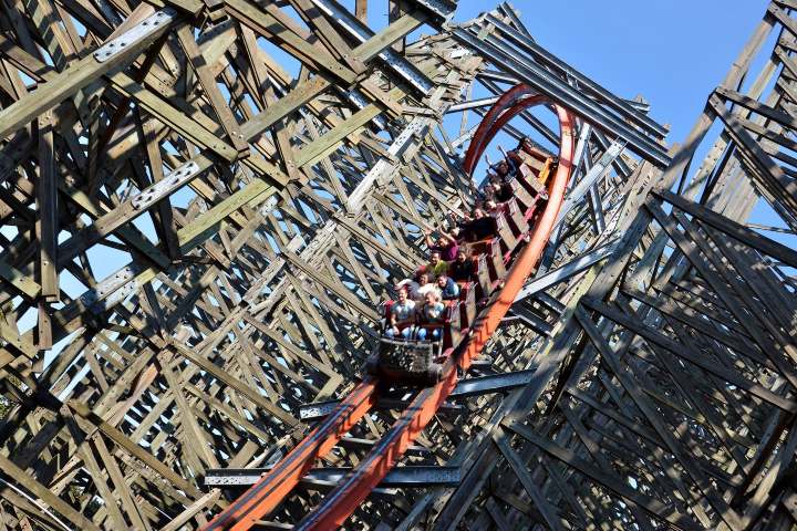 3. Medusa Steel Coaster. Foto - Six Flags México (Facebook)