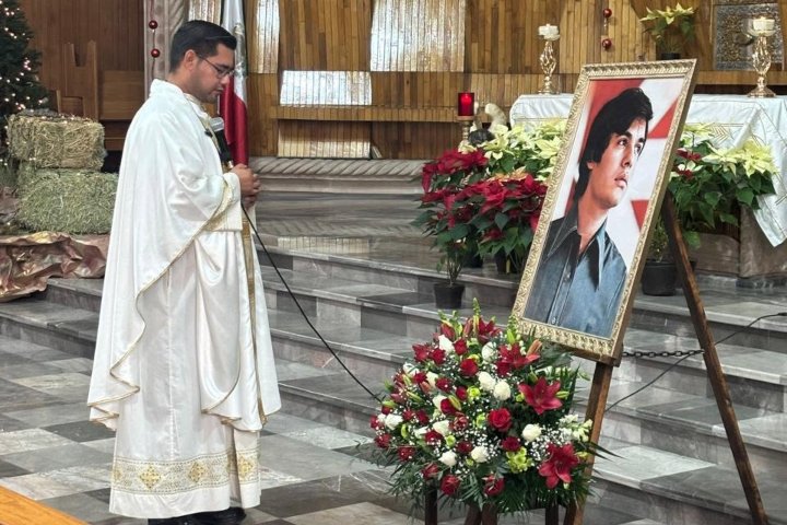 4. Misa a Juan Gabriel en el Santuario de San Lorenzo. Foto - Museo Juan Gabriel (Facebook)