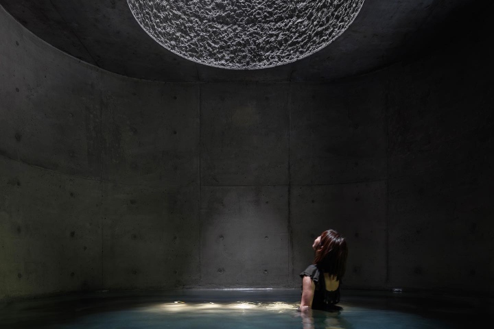 4. Piscina en Eye Stone Spring. Foto - @vectorarchitects (Instagram)