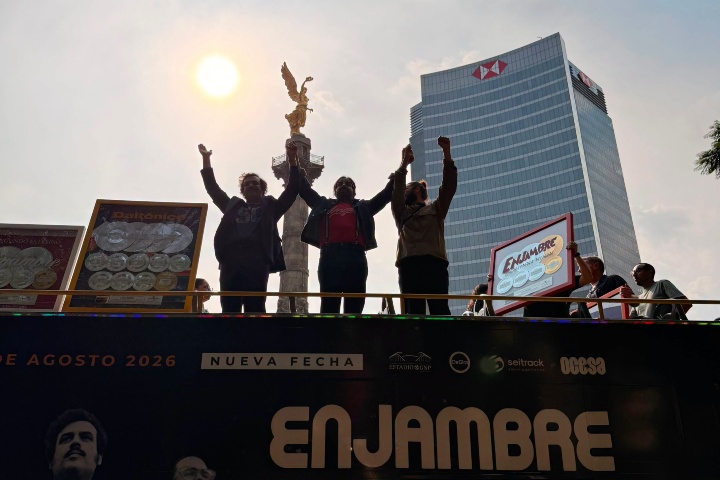 4. Turibus x Enjambre. Foto - TURIBUS (Facebook)