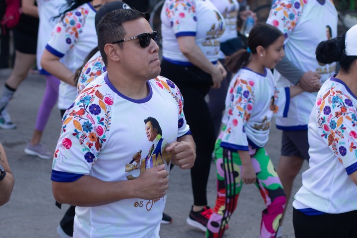 5. Carrera durante el Festival Juárez Juangabrielísimo. Foto - Museo Juan Gabriel (Facebook)