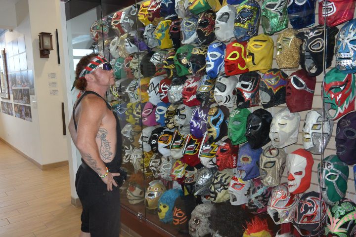 6. Máscaras en el MULLMA. Foto - @dirtydirtyron (Instagram)