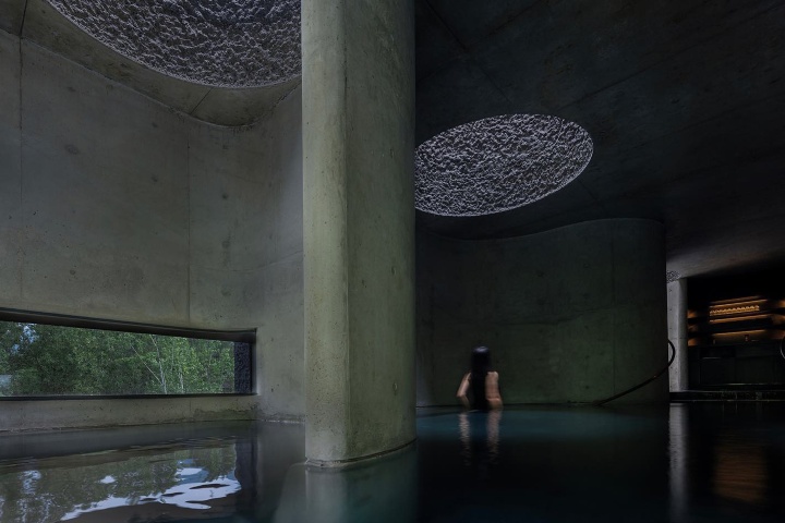7. Piscina en Eye Stone Spring. Foto - @vectorarchitects (Instagram)