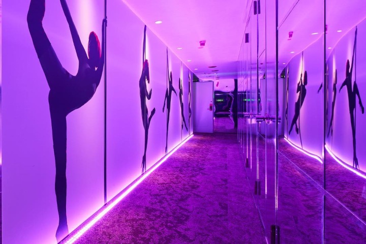 9. Pasillo de Love Hotel. Foto - @hotellove_nagoya (Instagram)