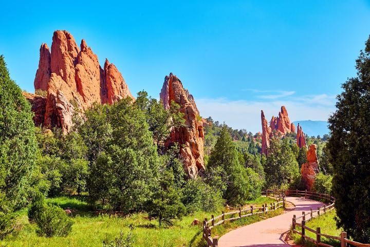 1. El Jardín de los Dioses. Foto - Garden of the Gods (Expedia)