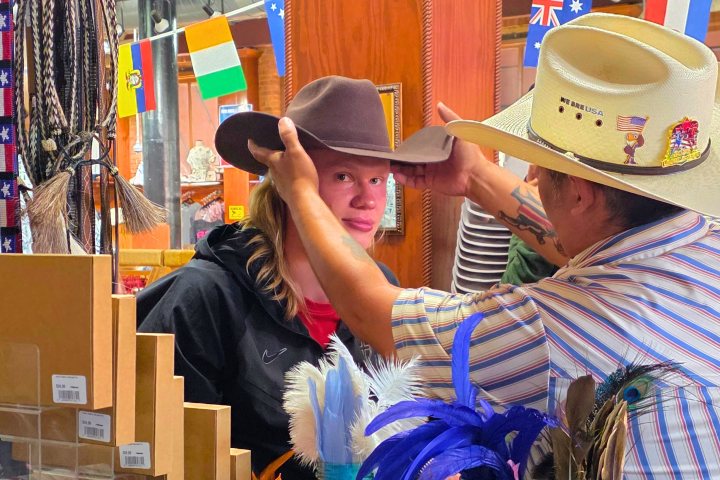 1. Erling Haaland en Wild Bill's Western Store. Foto - @wildbillswesternstore (Instagram)