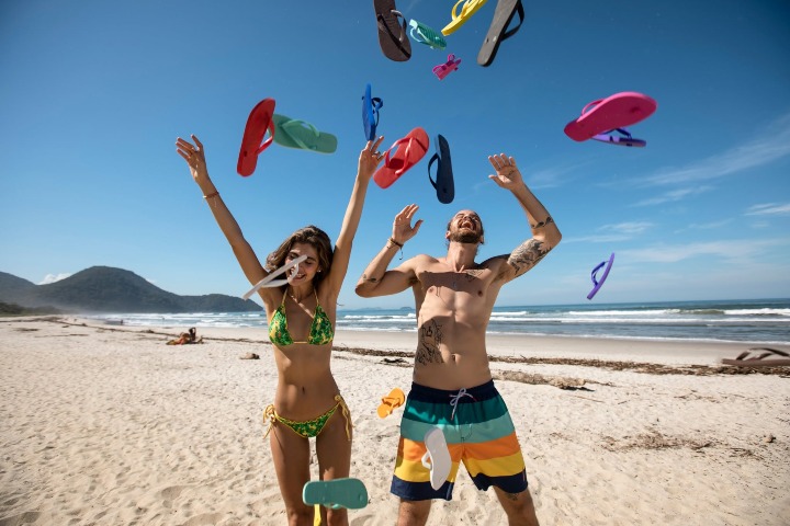 1. Gente con Havaianas. Foto - Havaianas (Facebook)