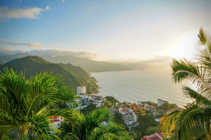 1. Puerto Vallarta. Foto - Chris McQueen (Unsplash)