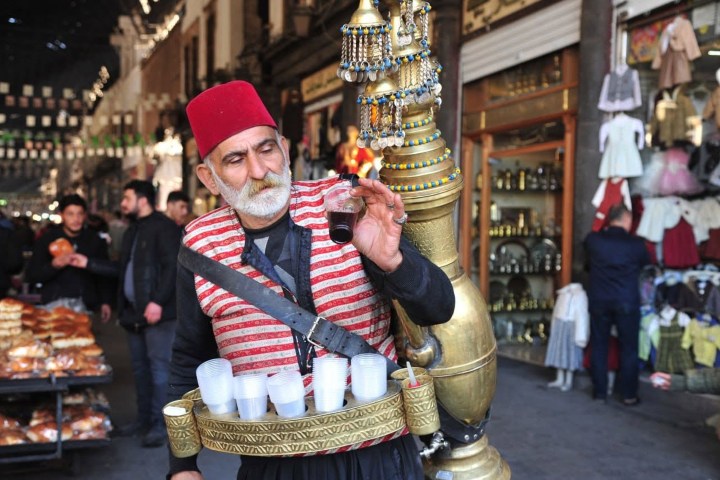 1. Vendedor de şerbet. Foto - الوكالة العربية السورية للأنباء - سانا (Facebook)