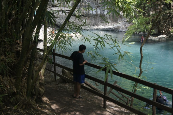 1. Viajero en el Nacimiento de Tamuín. Foto - Gus Espinosa