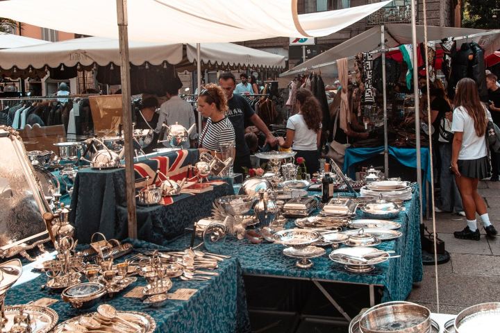 2. Mercatino dell’Antiquariato. Foto - @brera_antique_market (Instagram)
