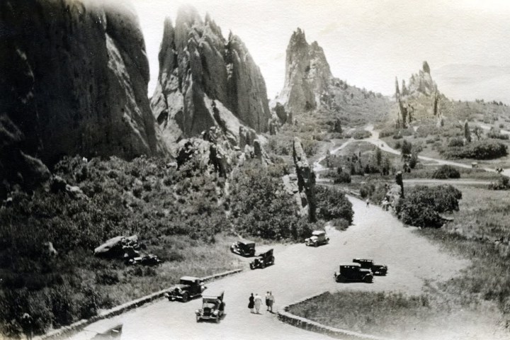 4. Antigua fotografía del Jardín de los Dioses. Foto - Garden of the Gods Visitor and Nature Center (Facebook)