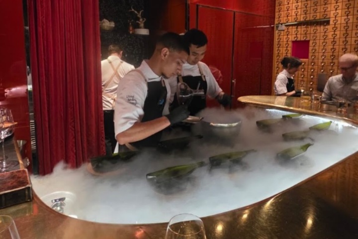 4. é by José Andrés. Foto - @ebyjoseandres (Instagram)