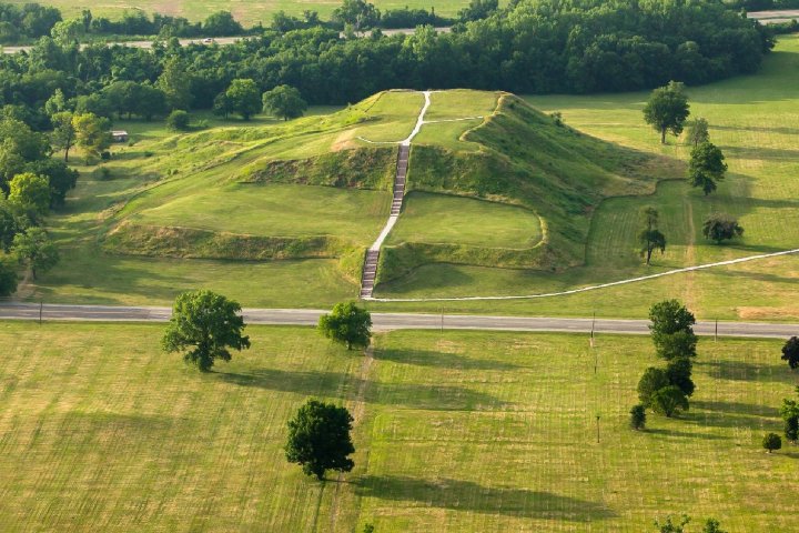 5. Cahokia Mounds. Foto - @archaeologymagazine (Instagram)