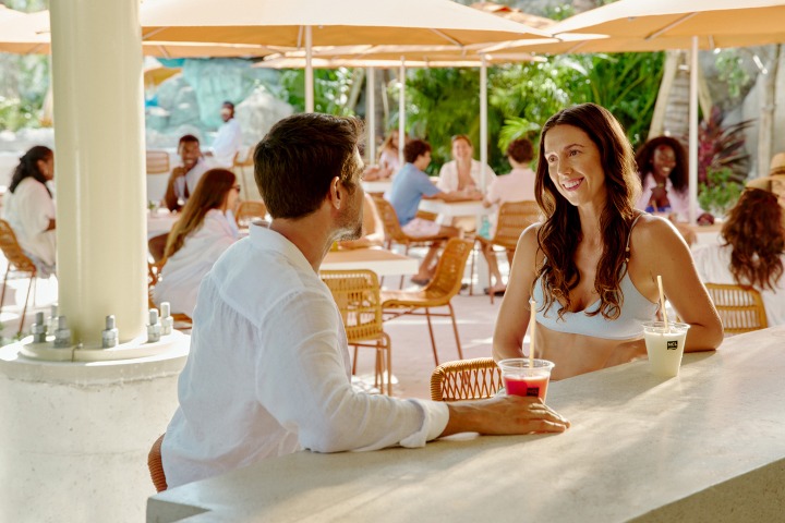 5. GSC Grotto Bar. Foto - Archivo Norwegian Cruise Line