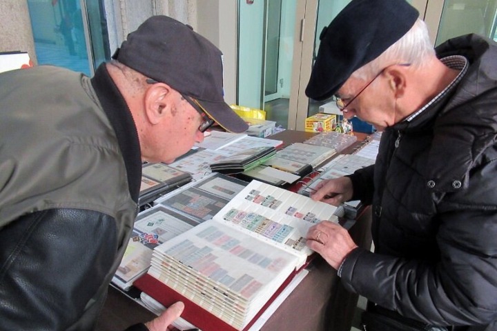 6. Mercatino Filatelico-Numismatico. Foto - Edelweiss46 (Expedia)