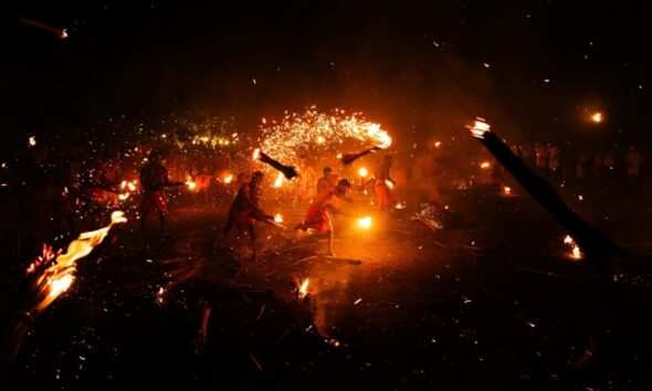 AGNI KELI EN LA INDIA. Foto - @gladwinpinto_official (Instagram)