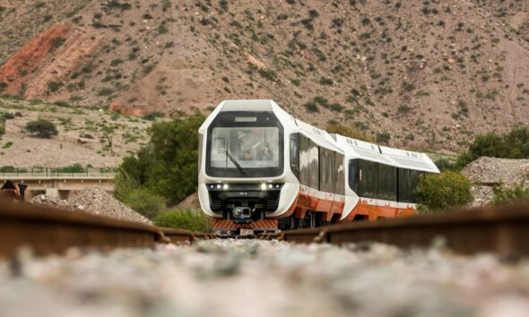 EL TREN SOLAR DE LA QUEBRADA. Foto - Um Luxo de Viagem