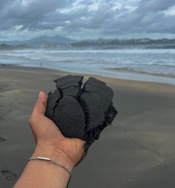 PLAYAS DE ARENA NEGRA EN COLIMA. Foto - Qué Hay En Colima (Facebook)