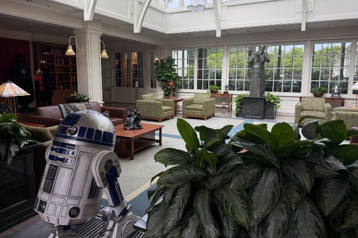 1. Lucasfilm Lobby. Foto - @athena_bensing (Instagram)